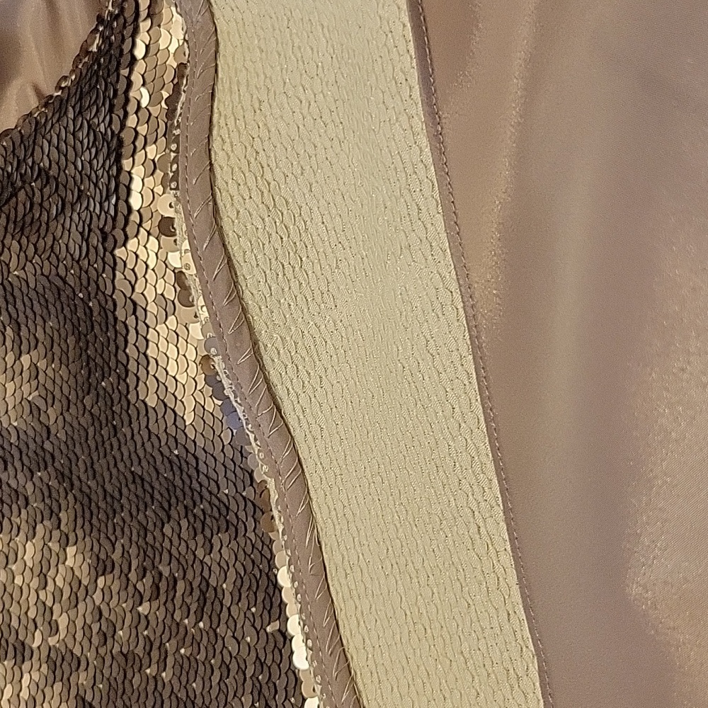 Sequin ASymetrical Tank - Picture 4 of 7